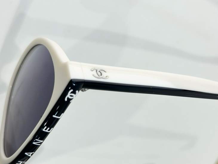Picture of Chanel Sunglasses _SKUfw76704472fw
